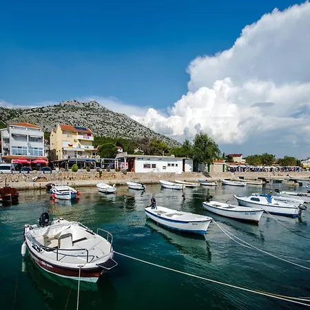 Lejlighed In Near The *