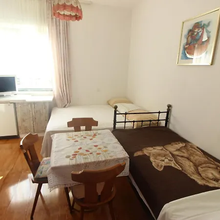 Simplistic In Near Sea Apartment