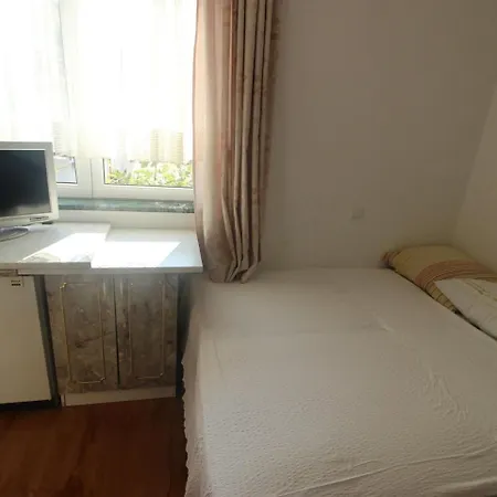 Apartment Simplistic In Near Sea Starigrad Paklenica